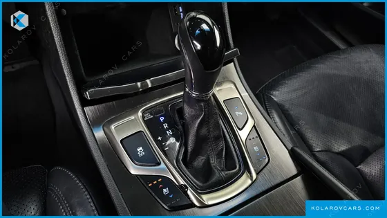 HYUNDAI GRANDEUR HG300 PREMIUM
