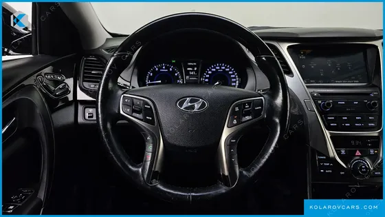 HYUNDAI GRANDEUR HG300 PREMIUM