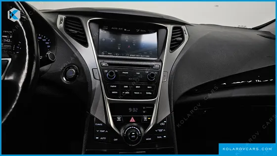 HYUNDAI GRANDEUR HG300 PREMIUM