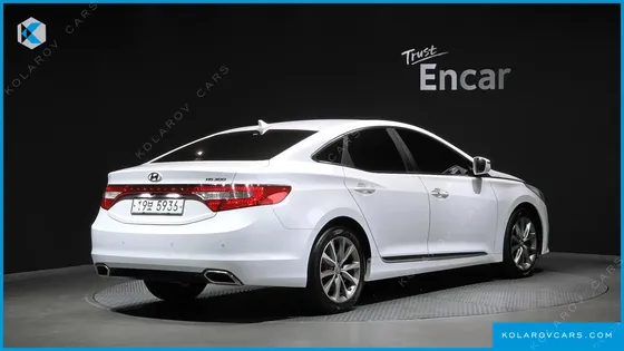 HYUNDAI GRANDEUR HG240 MODERN