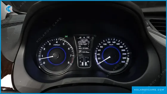 HYUNDAI GRANDEUR HG240 MODERN