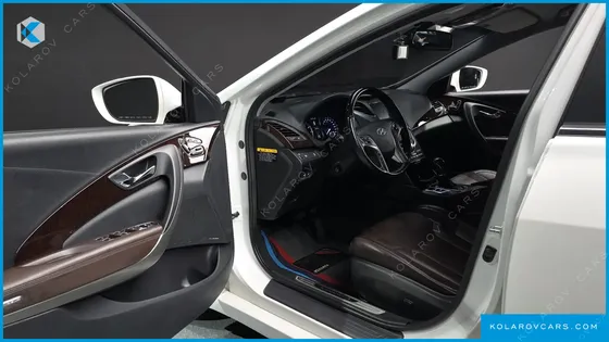 HYUNDAI GRANDEUR HG240 MODERN
