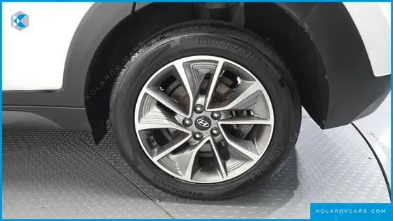 HYUNDAI TUCSON DIESEL 2.0 2WD