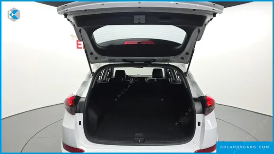 HYUNDAI TUCSON DIESEL 2.0 2WD