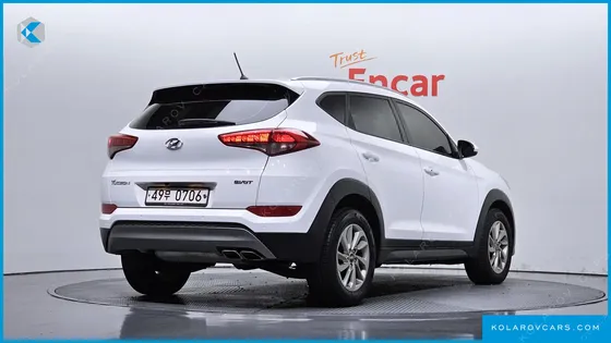 HYUNDAI TUCSON DIESEL 2.0 2WD