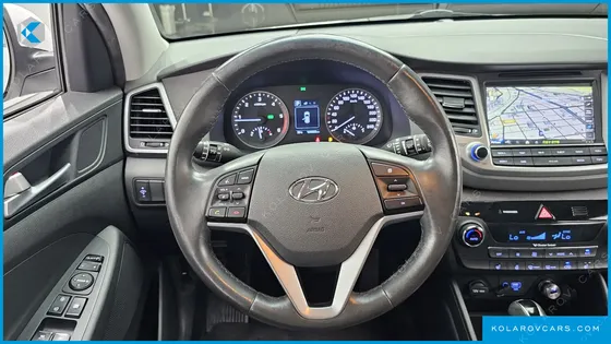 HYUNDAI TUCSON DIESEL 2.0 2WD