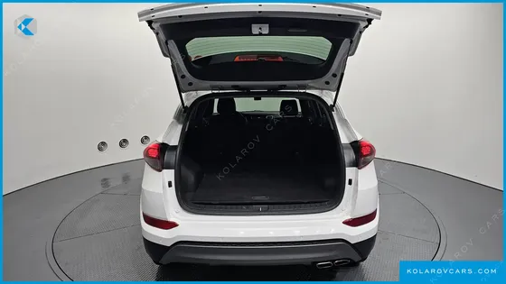 HYUNDAI TUCSON DIESEL 2.0 2WD