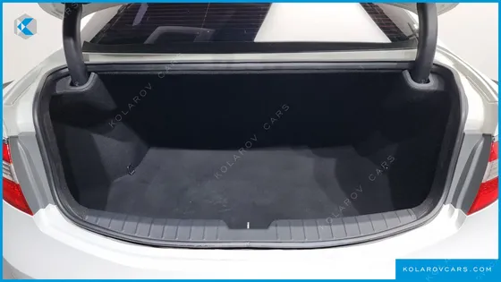 HYUNDAI GRANDEUR HG300 ROYAL