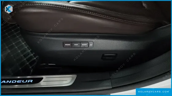 HYUNDAI GRANDEUR HG300 ROYAL
