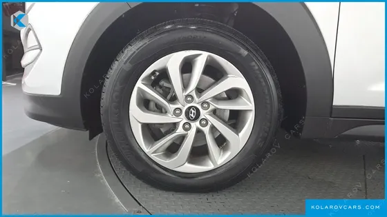 HYUNDAI TUCSON DIESEL 2.0 4WD