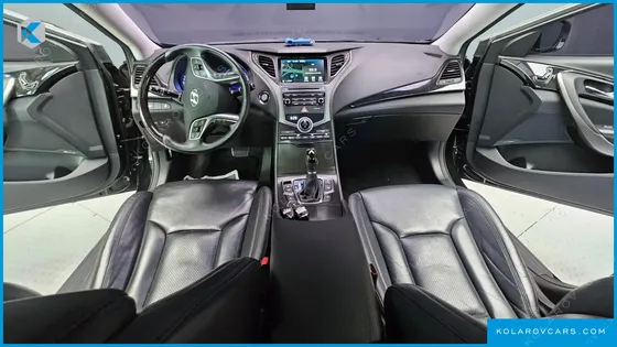 HYUNDAI GRANDEUR HG300 PREMIUM COLLECTION