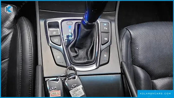 HYUNDAI GRANDEUR HG300 PREMIUM COLLECTION