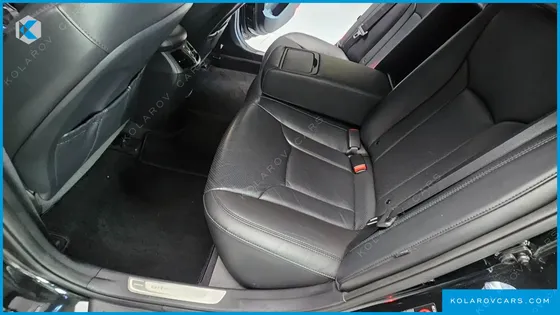 HYUNDAI GRANDEUR HG300 PREMIUM COLLECTION