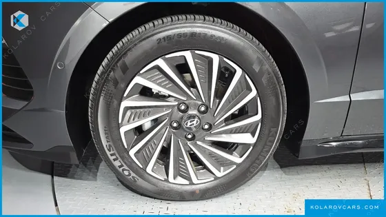 HYUNDAI SONATA EXCLUSIVE