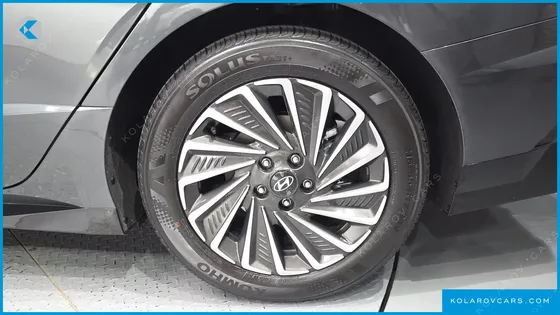 HYUNDAI SONATA EXCLUSIVE