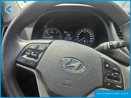 HYUNDAI TUCSON DIESEL 2.0 2WD