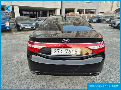 HYUNDAI GRANDEUR HG240 LUXURY