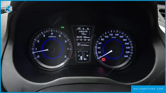 HYUNDAI GRANDEUR HG240 MODERN