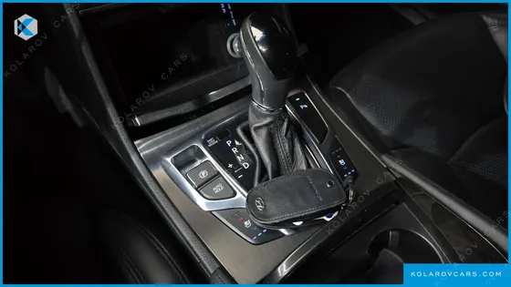 HYUNDAI GRANDEUR HG240 MODERN