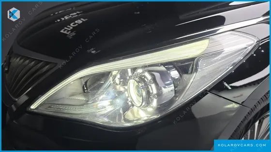 HYUNDAI GRANDEUR HG240 MODERN