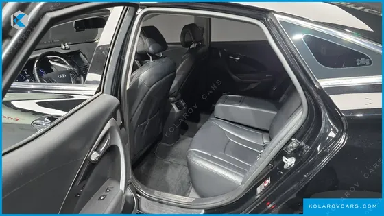 HYUNDAI GRANDEUR HG240 MODERN