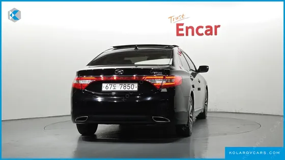 HYUNDAI GRANDEUR HG240 LUXURY