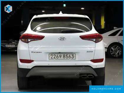 HYUNDAI TUCSON DIESEL 2.0 2WD