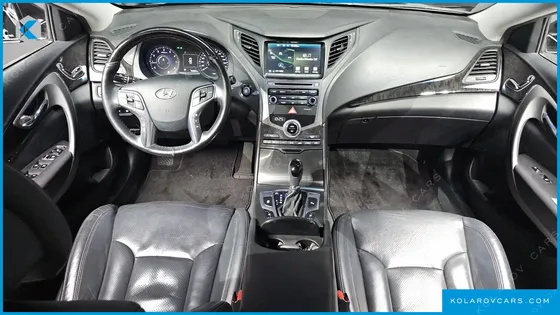 HYUNDAI GRANDEUR HG300 PREMIUM
