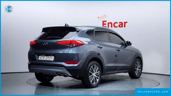HYUNDAI TUCSON DIESEL 2.0 2WD