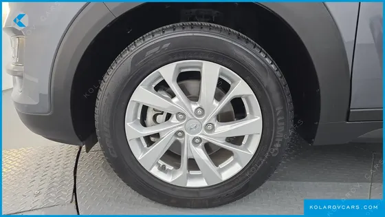 HYUNDAI TUCSON GASOLINE 1.6 TURBO 2WD