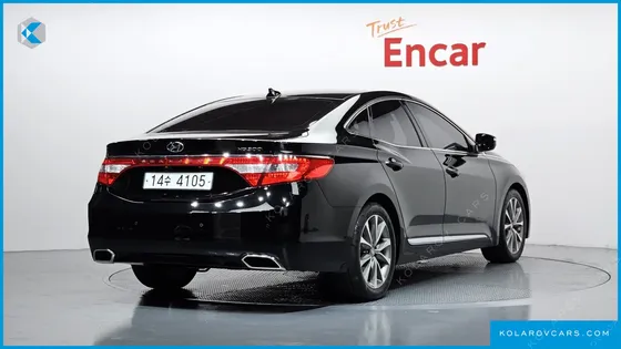 HYUNDAI GRANDEUR HG300 EXCLUSIVE COLLECTION