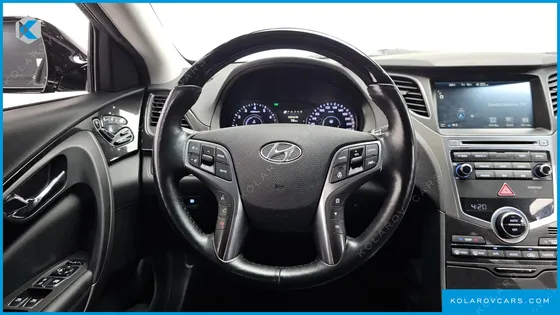 HYUNDAI GRANDEUR HG300 EXCLUSIVE COLLECTION