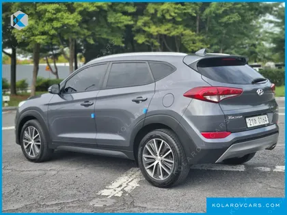 HYUNDAI TUCSON DIESEL 2.0 2WD