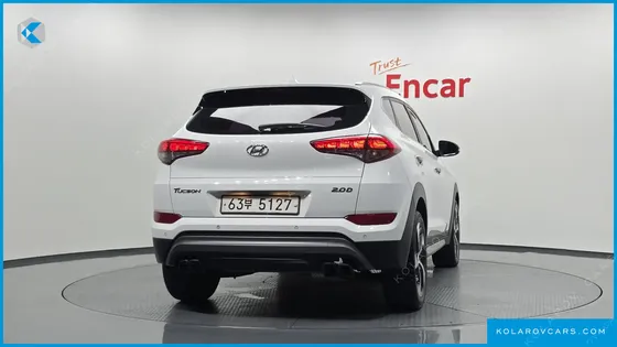 HYUNDAI TUCSON DIESEL 2.0 2WD