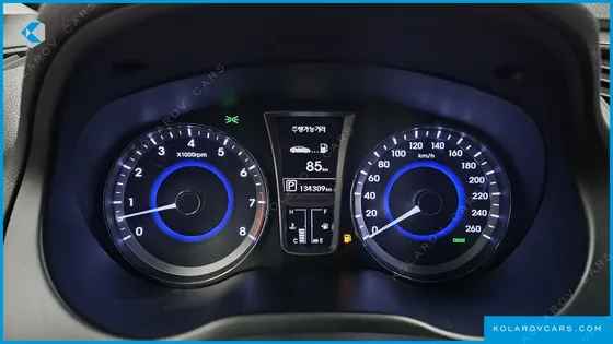 HYUNDAI GRANDEUR HG300 PREMIUM