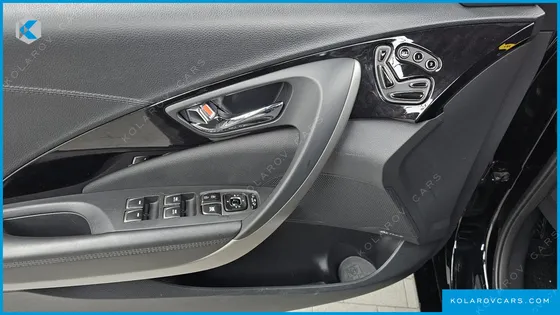 HYUNDAI GRANDEUR HG300 PREMIUM