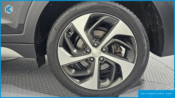 HYUNDAI TUCSON DIESEL 2.0 2WD