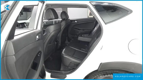 HYUNDAI TUCSON DIESEL 2.0 2WD