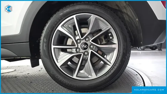 HYUNDAI TUCSON DIESEL 2.0 2WD