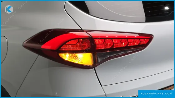 HYUNDAI TUCSON DIESEL 2.0 2WD
