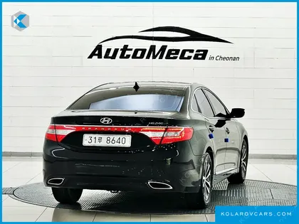 HYUNDAI GRANDEUR HG240 LUXURY
