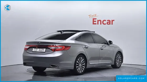 HYUNDAI GRANDEUR HG240 MODERN