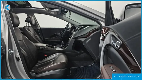 HYUNDAI GRANDEUR HG240 MODERN