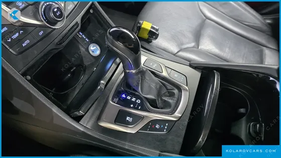 HYUNDAI GRANDEUR HG300 PREMIUM