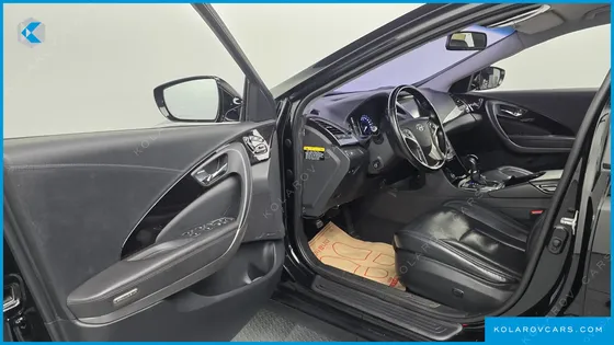 HYUNDAI GRANDEUR HG300 PREMIUM