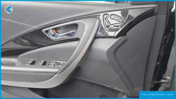 HYUNDAI GRANDEUR HG300 PREMIUM