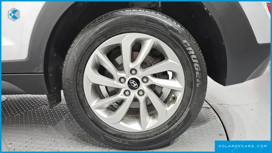 HYUNDAI TUCSON DIESEL 1.7 2WD
