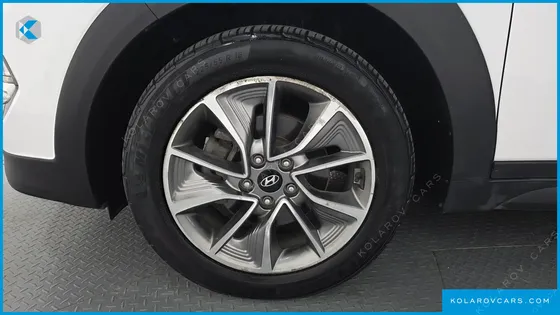 HYUNDAI TUCSON DIESEL 2.0 2WD