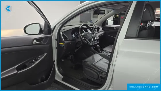 HYUNDAI TUCSON DIESEL 2.0 4WD