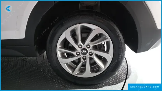 HYUNDAI TUCSON GASOLINE 1.6 TURBO 2WD